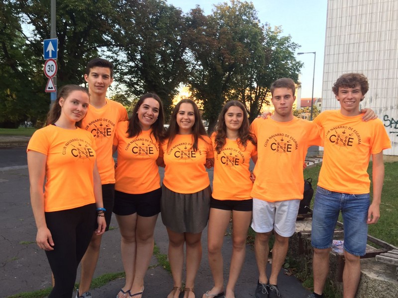 Siete tiradores navarros perfeccionan su t&eacute;cnica en Hungr&iacute;a